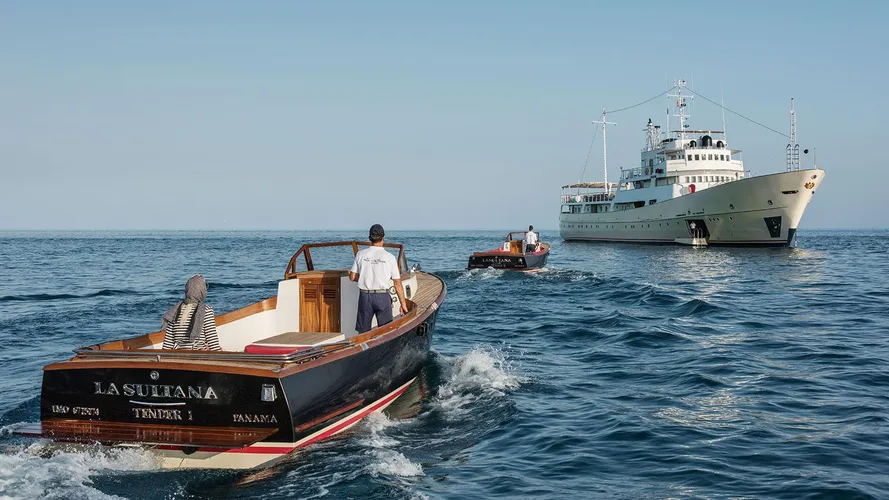 la-sultana-motor-yacht-georgi-dimitrov-1962-65m-with-tenders