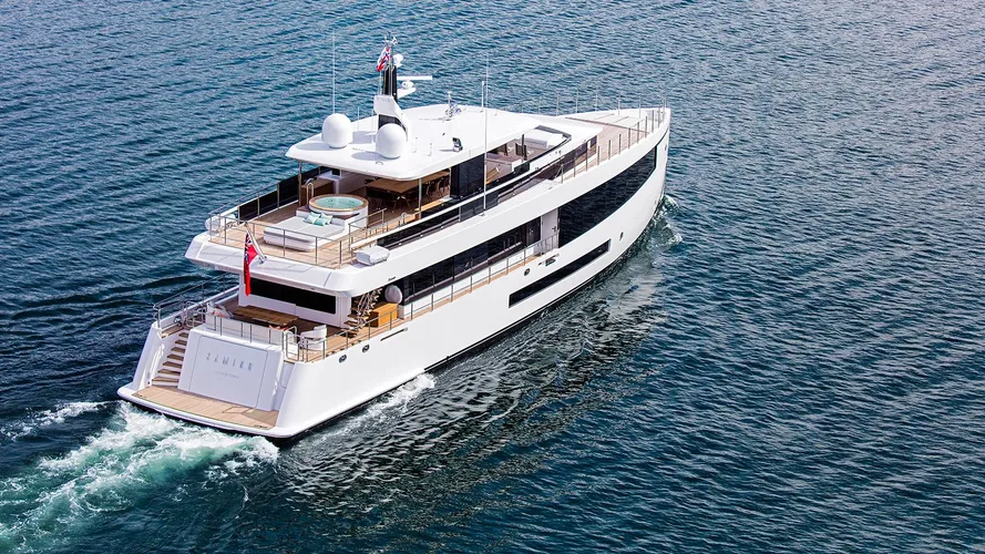 Kamino-super-yacht-feadship-2016-34-metres-aerial-view