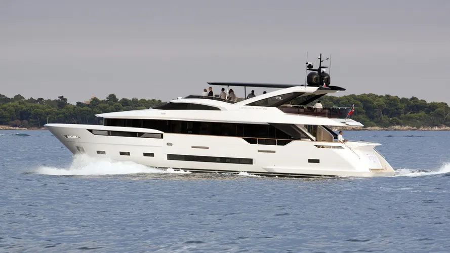 7 seconds motor yacht dl dreamline 2015 26m running profile