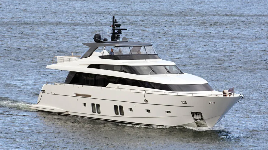 peacekeeper motoryacht sanlorenzo sl 96 2014 29m half profile