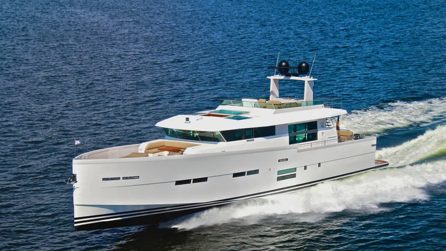 Delta carbon 88 yacht profile 
