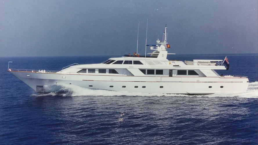 Oktana yacht profile