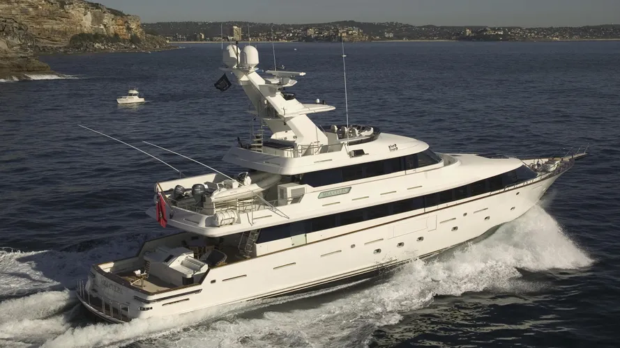 Mea Culpa yacht running
