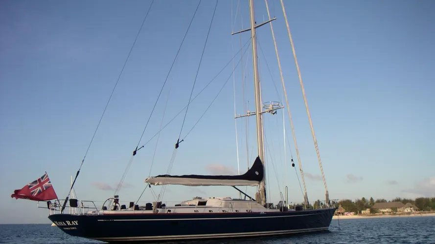 Maya ray sailing yacht