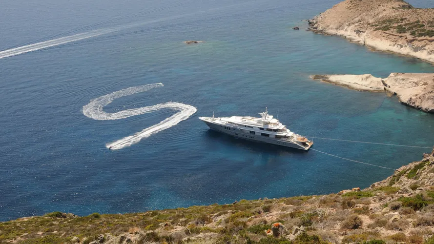 Siren yacht