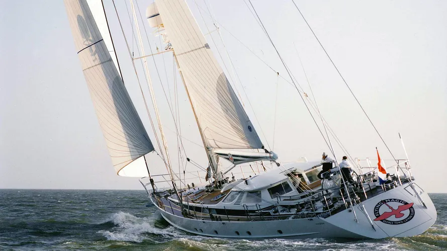 Flying Magic yacht