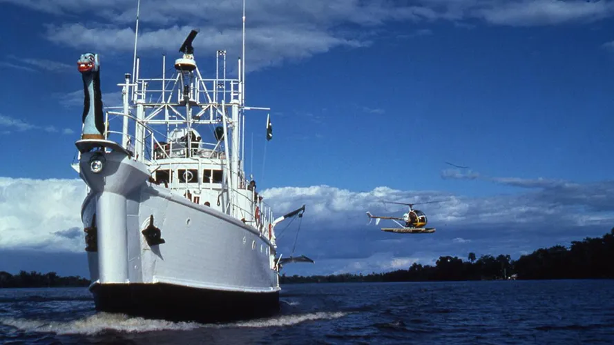 calypso motoryacht ballard 1942 42m cruising bow