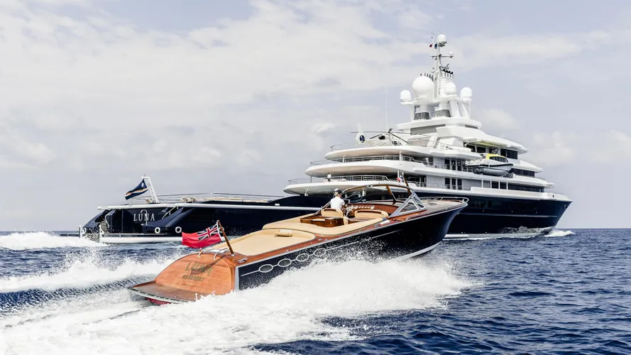 luna superyacht lloyd werft 2010 115m cruising half stern