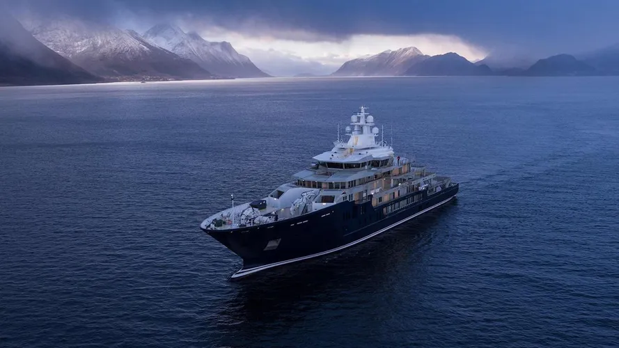 u116-expedition-motoryacht-kleven-2017-116m-sea-trials