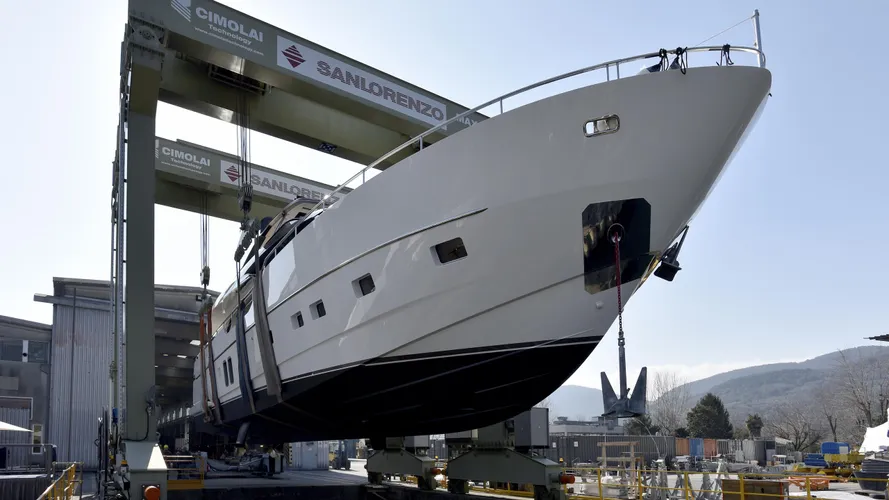 taiji motoryacht sanlorenzo sl86 27m 2017 launch