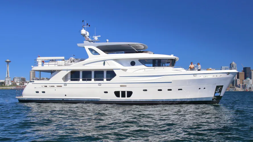 watta ryde motoryacht jet tern marine selene 92 2016 28m profile