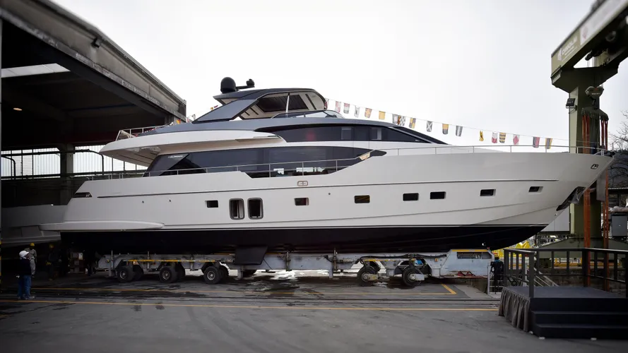 stae motoryacht sanlorenzo sl86 27m 2017 launch
