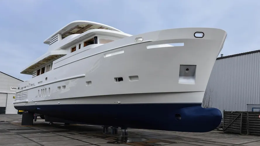 dutch falcon motoryacht van der valk 25m 2017 under construction