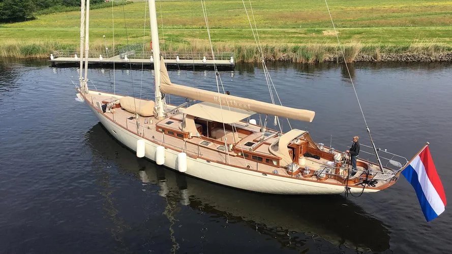 heartbeat sailing yacht claasen 24m 2007 huisfit half stern