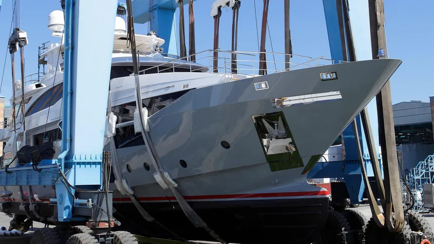 lejos 3 motoryacht benetti vivace 125 2017 38m launch
