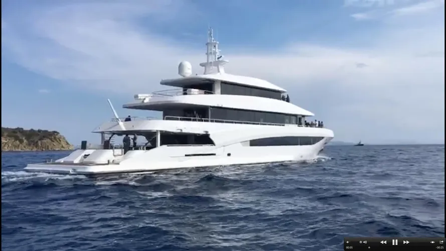my eden motoryacht golden yachts 45m 2017 half stern