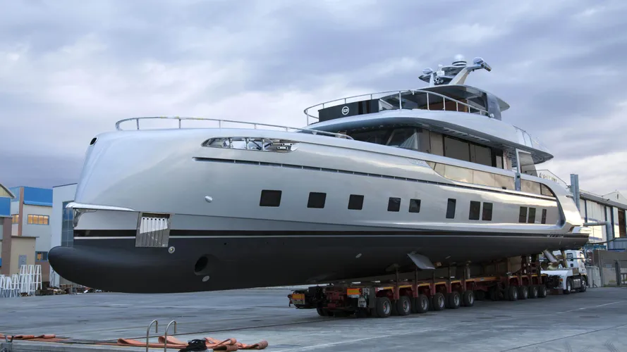 gtt 115 motoryacht dynamiq yachts 35m 2017 launch profile
