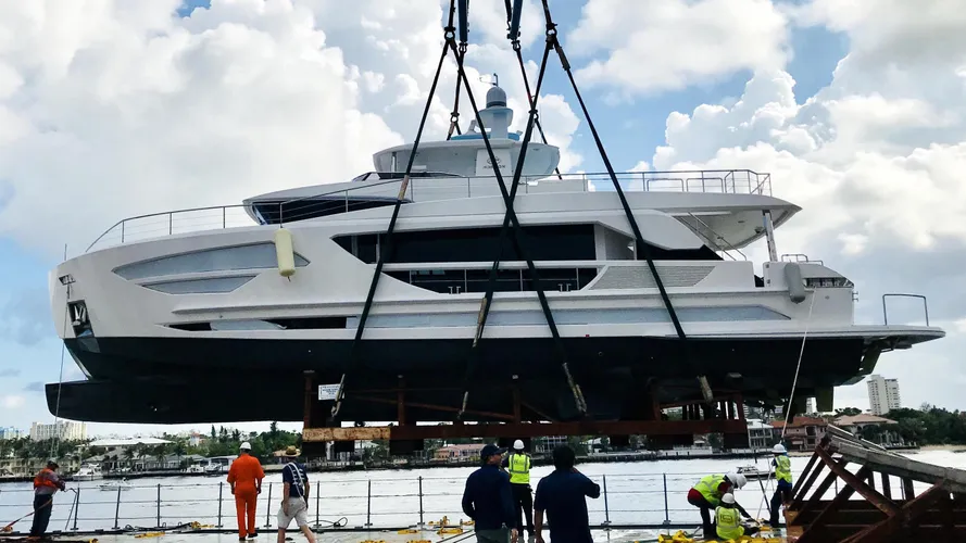 fd85 hull 3 motoryacht horizon 26m 2017 launch profile