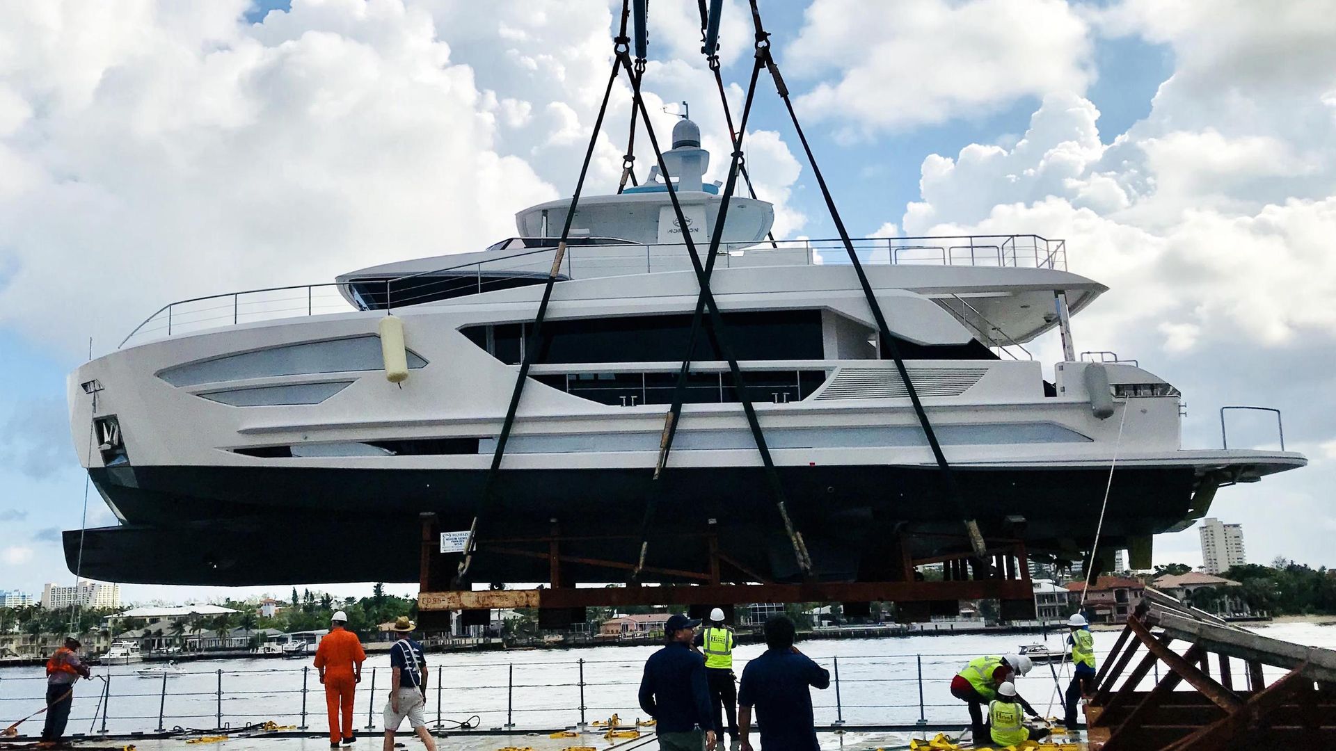 CHRISTINE yacht (Horizon, 26.54m, 2018) | Boat International