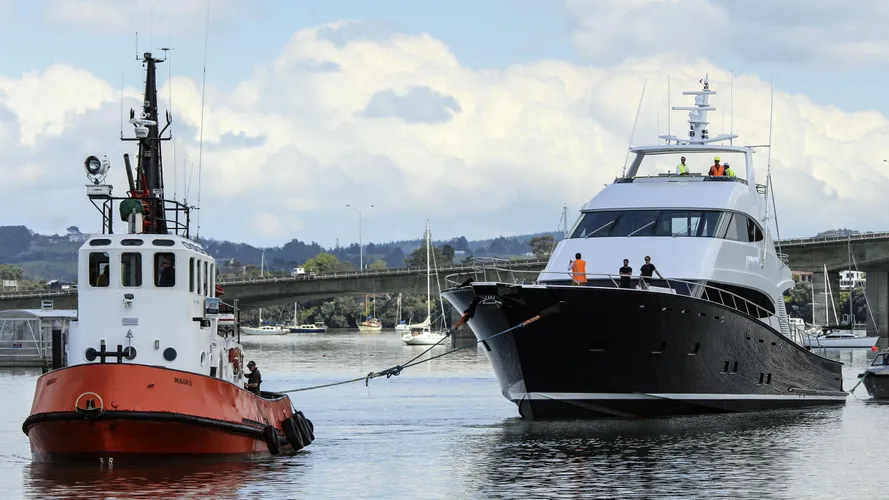 lanakai motoryacht yachting developments 39m 2017 launch towed
