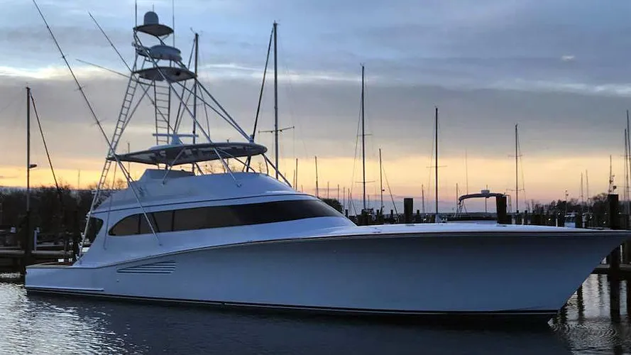 happi daze motoryacht weaver 24m 2018 launch profile