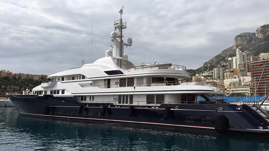 hampshire ii motoryacht feadship 78m 2012 half stern after refit