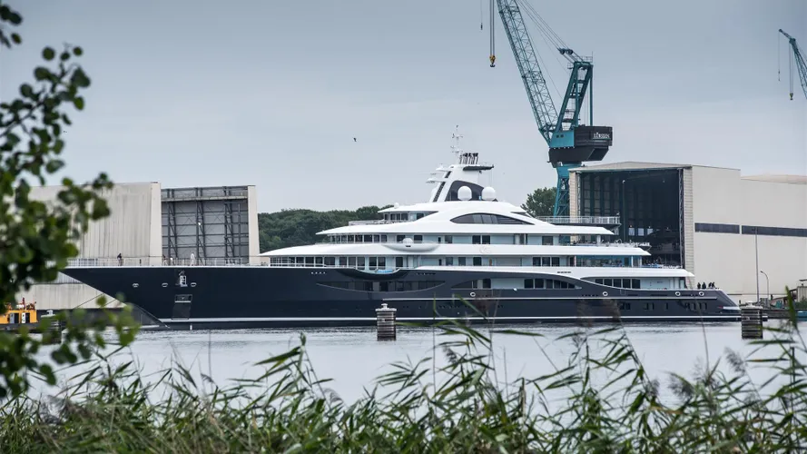 tis motoryacht lurssen 2018 111m launch profile