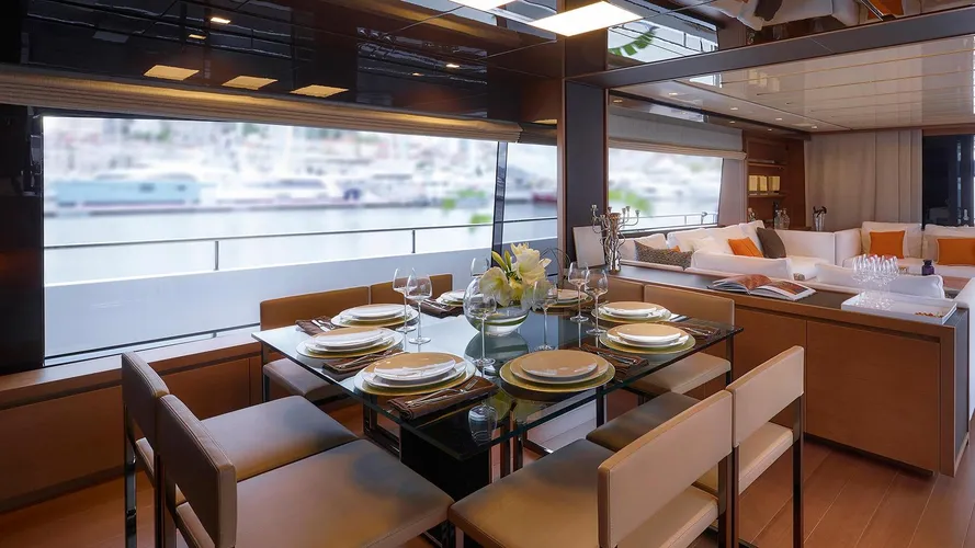 SL86 motoryacht sanlorenzo 27m 2019 saloon sistership