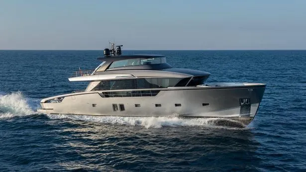 SX88 motoryacht sanlorenzo 27m 2019 side profile sistership