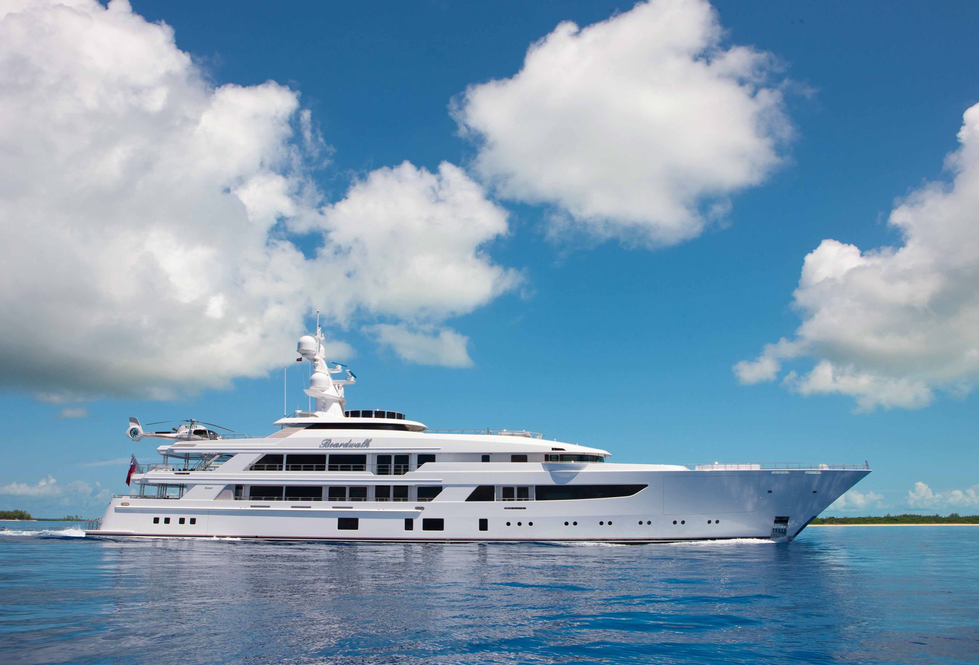 Boardwalk V Feadship 2021
