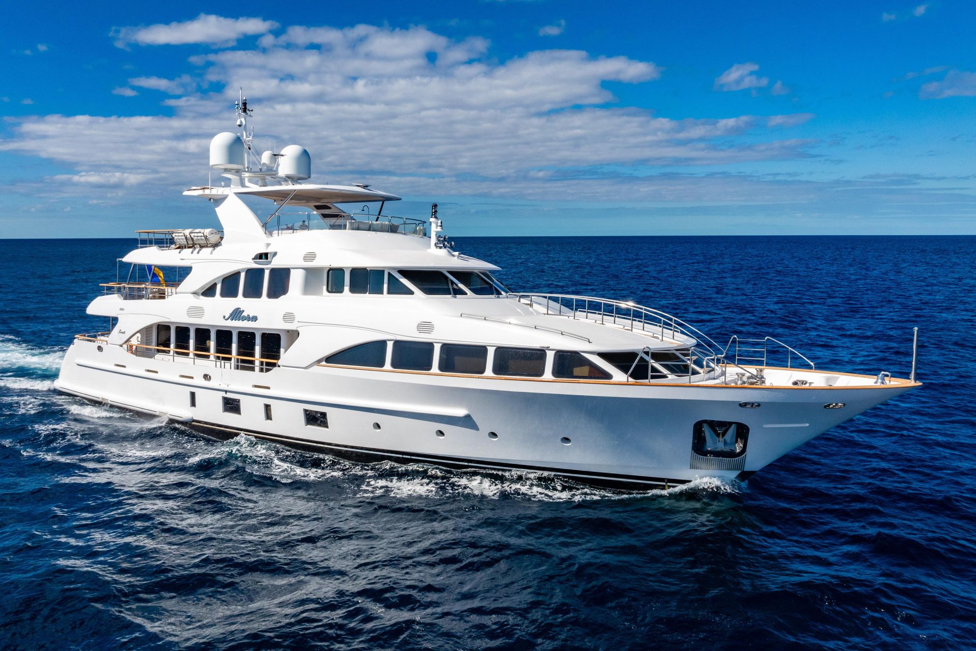 Allora Benetti 2011