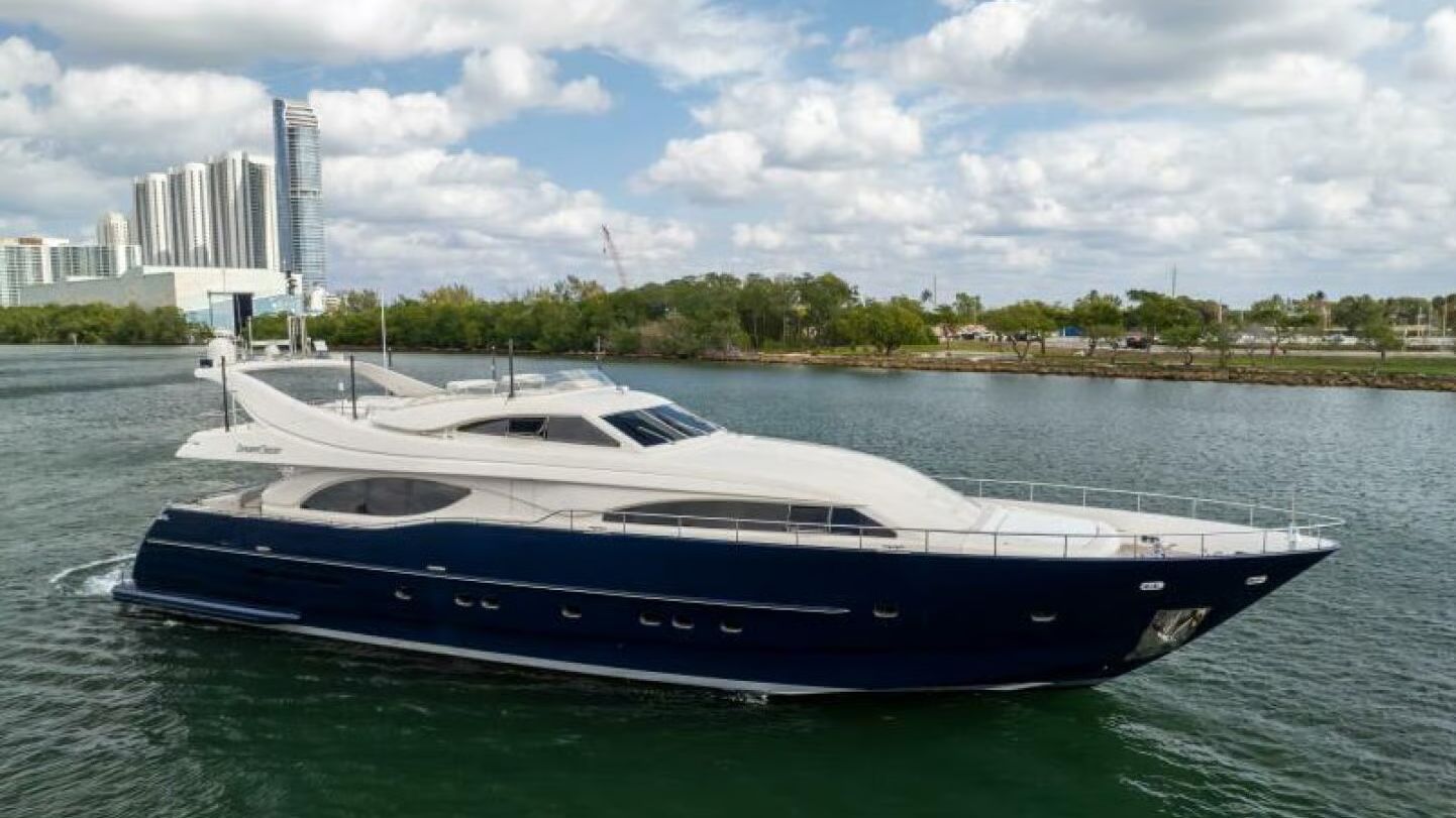Dream Chaser Ferretti 2001