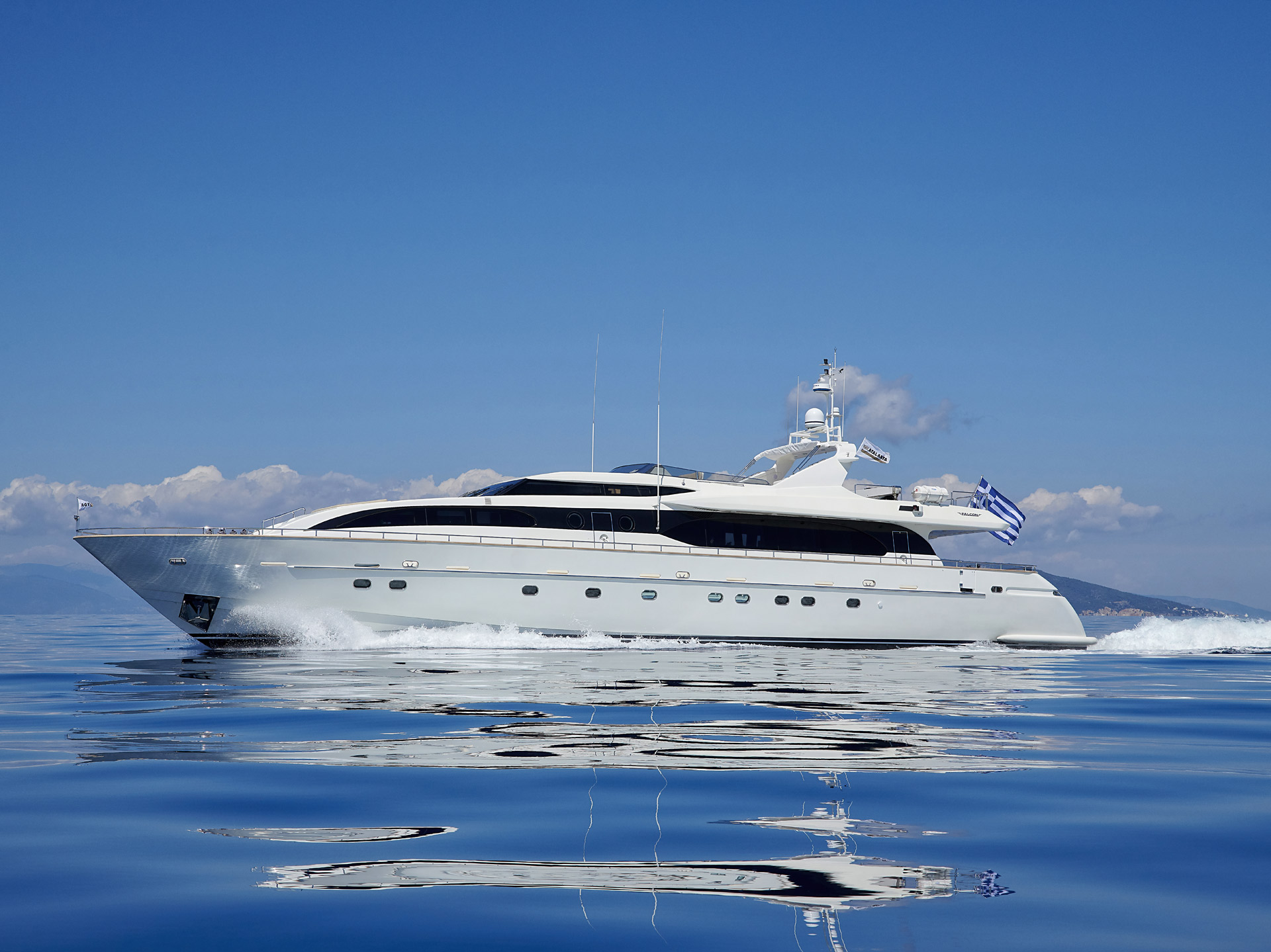 CELIA-yacht-Falcon-yachts-01.jpg