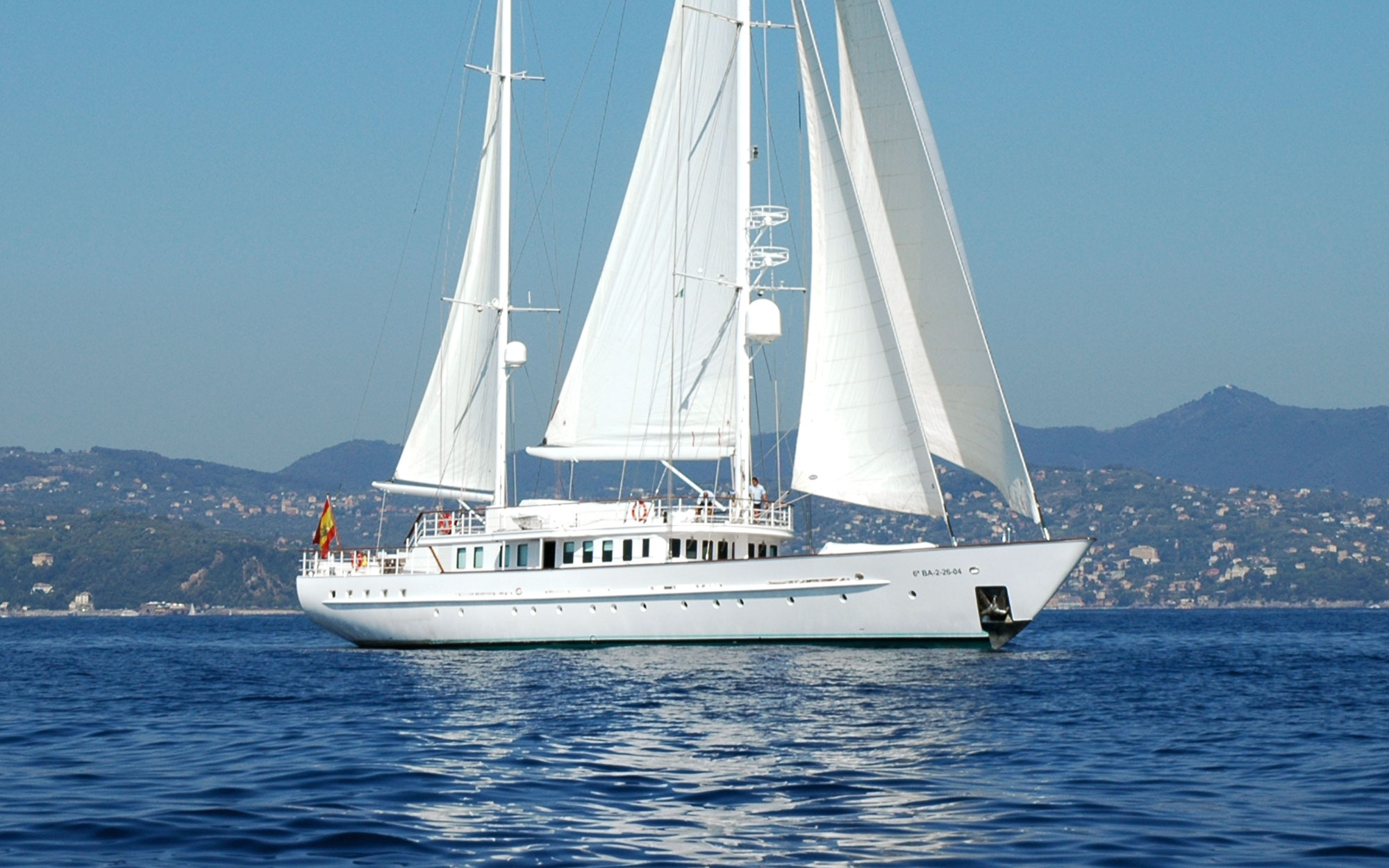 MATA-MUA-yacht-for-sale-charter-01.jpg