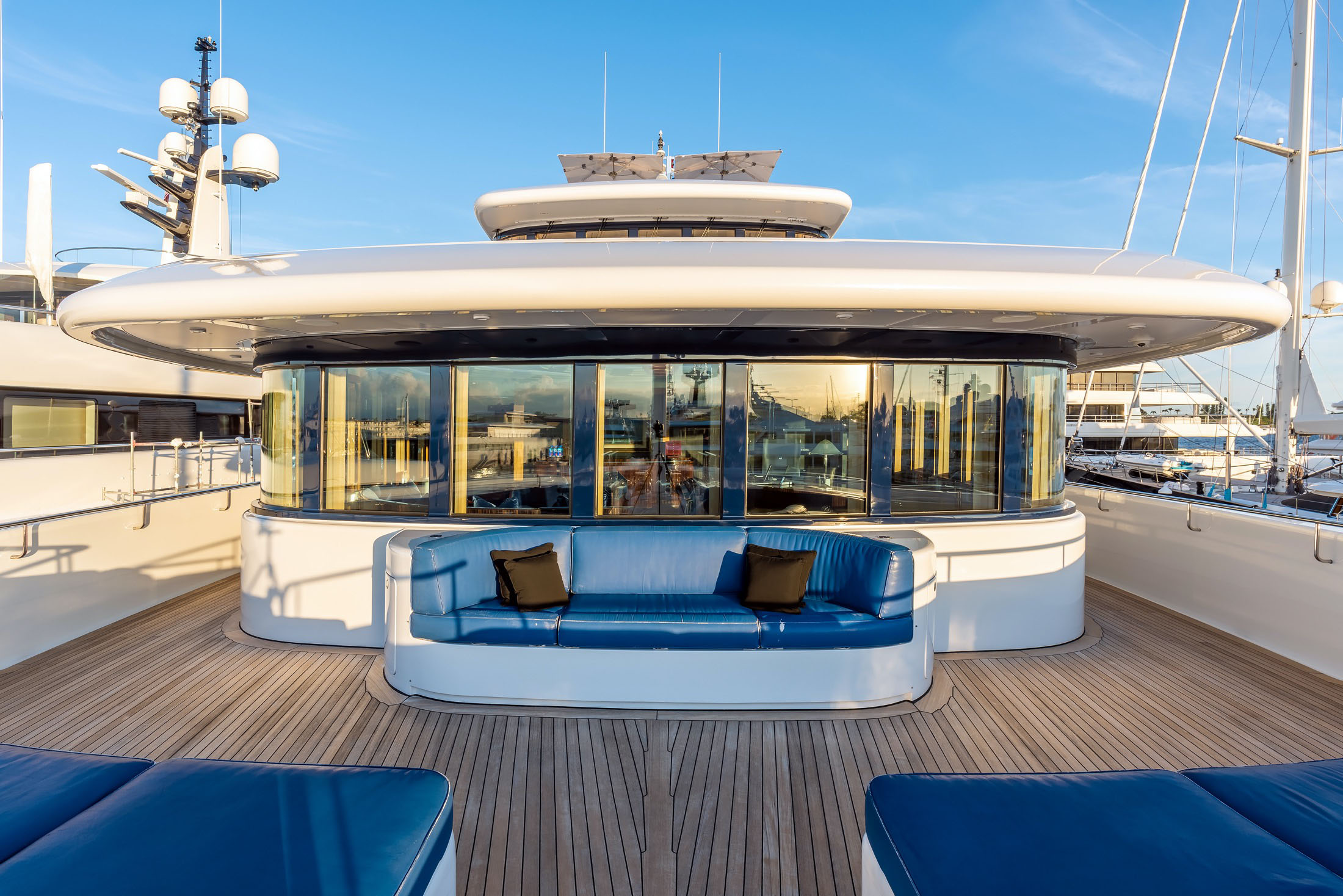 AVANTI yacht for sale (Lurssen, 61.29m, 2004)