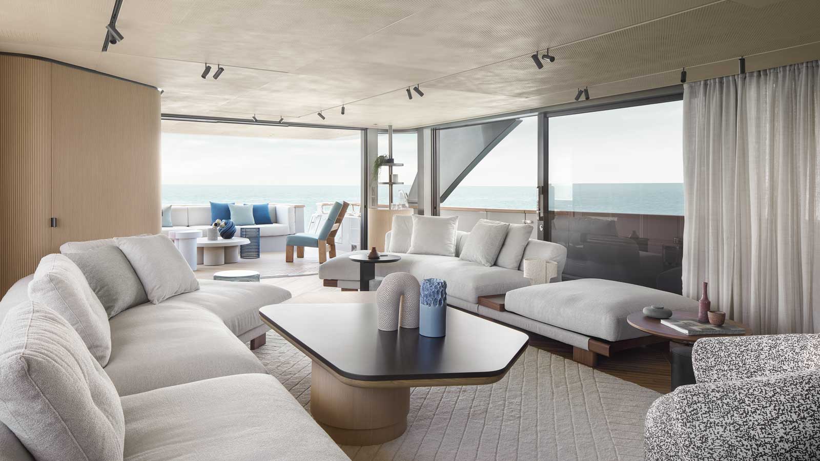 Sanlorenzo reveals interiors of 27m SD90