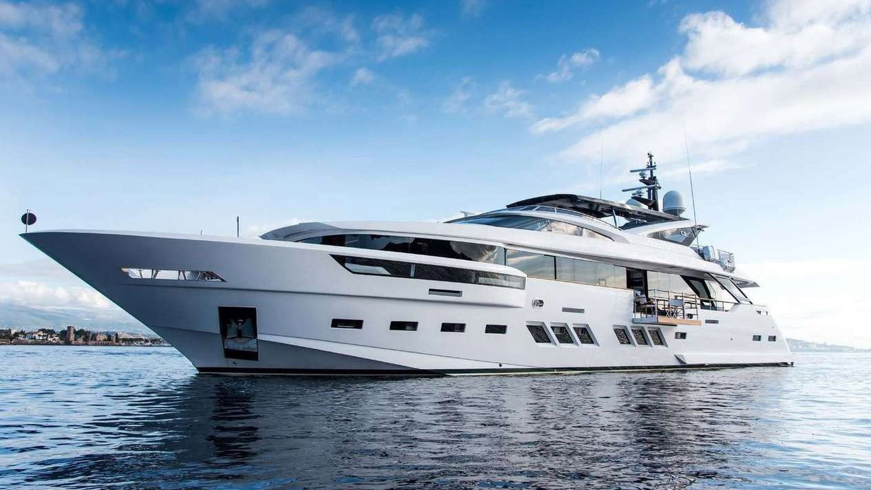 SOULMATE yacht for charter (DL Yachts, 34.3m, 2016)