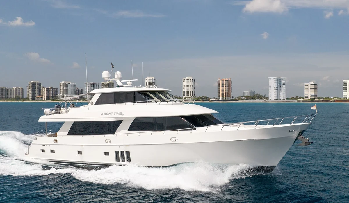 Ziggy yacht (Ocean Alexander, 35.13m, 2021)