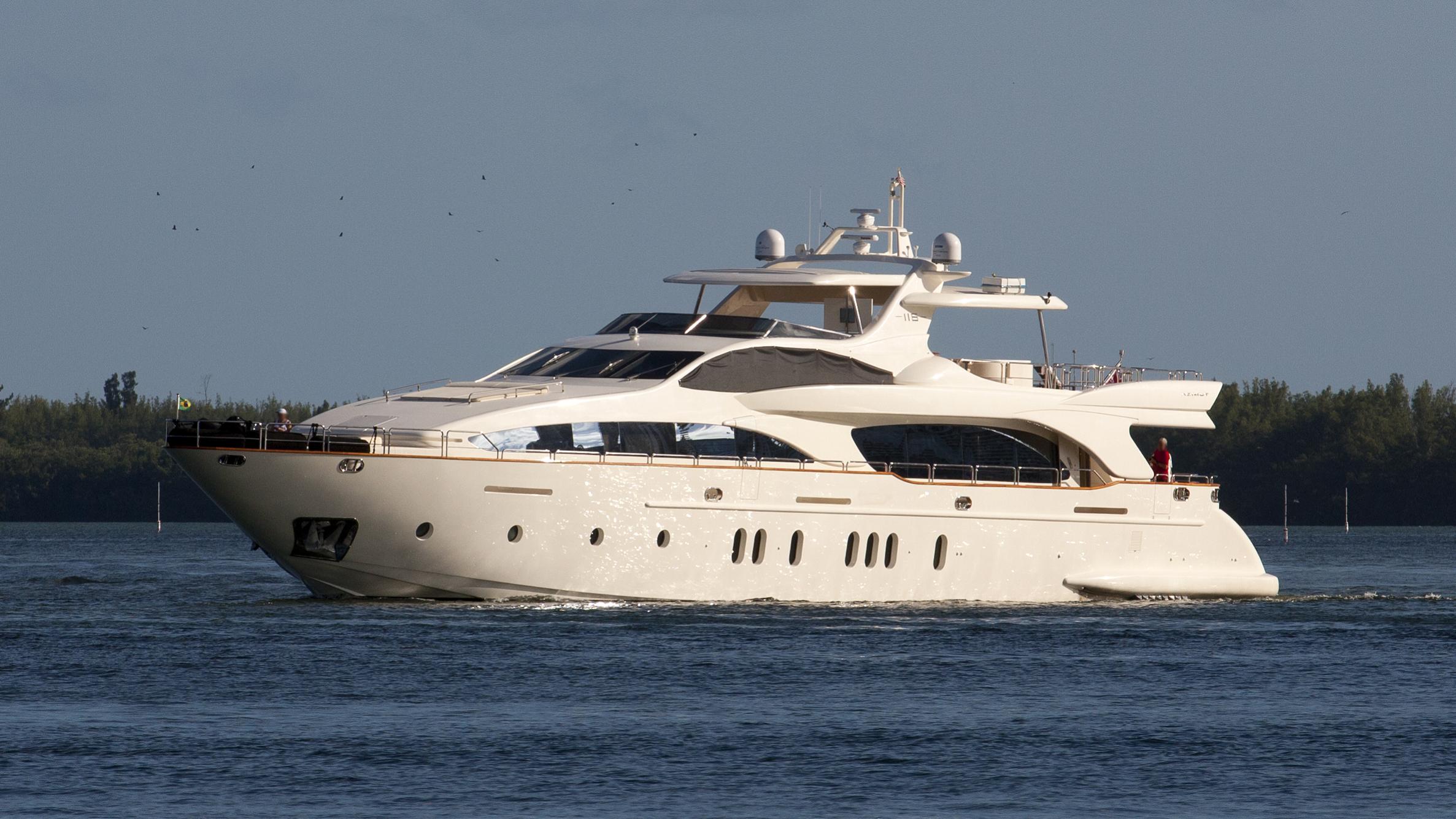 TAIL LIGHTS yacht (Azimut, 35.5m, 2011)