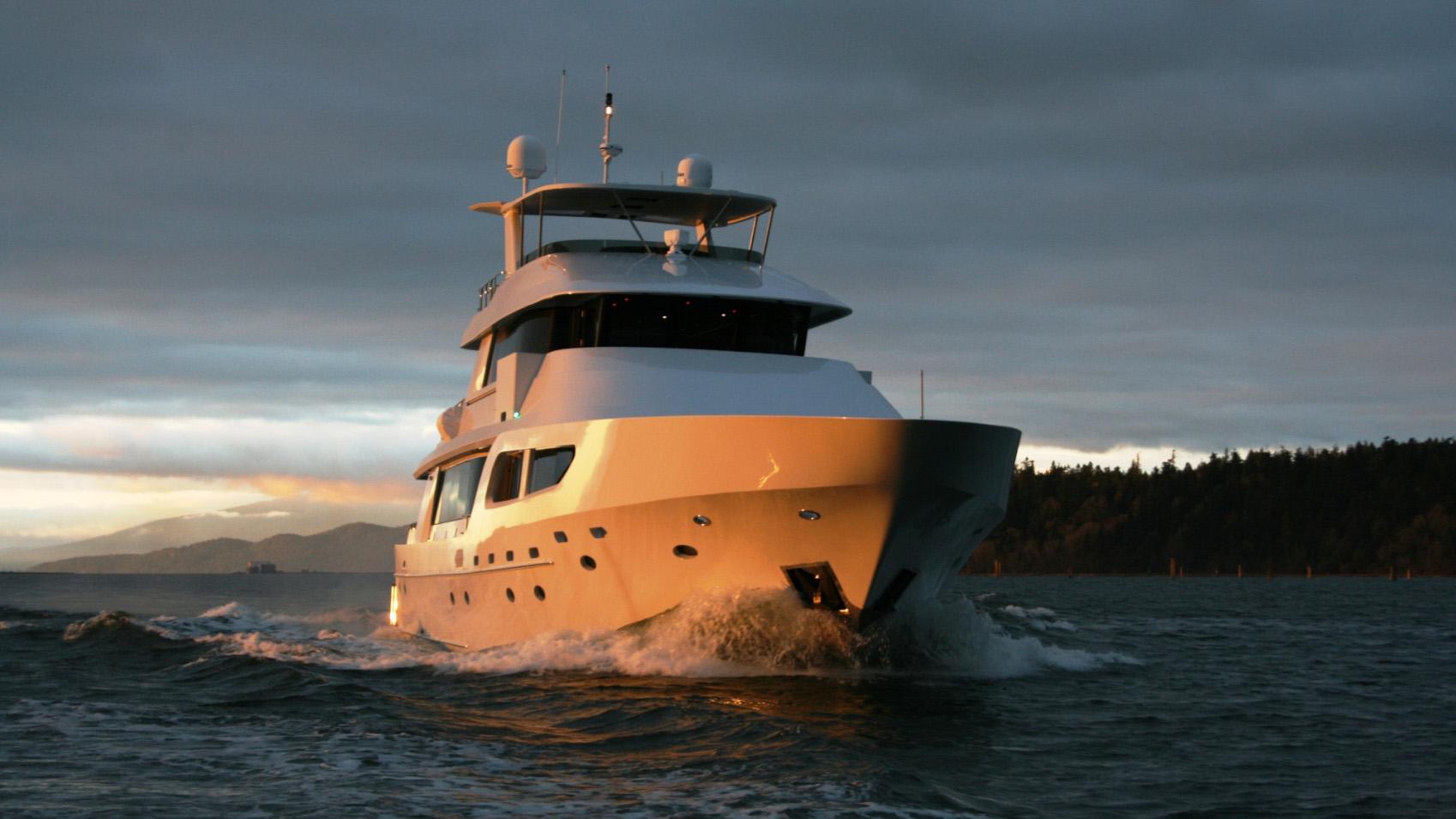 ENCORE yacht for sale (Crescent Custom Yachts, 36.58m, 1992)