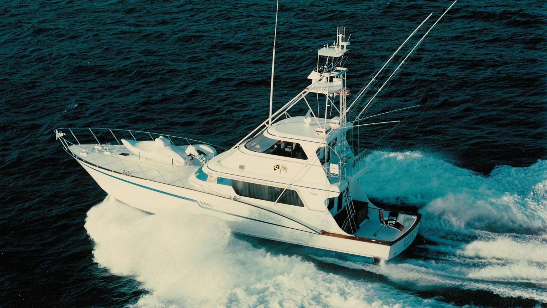 ELIZABETH Boat International