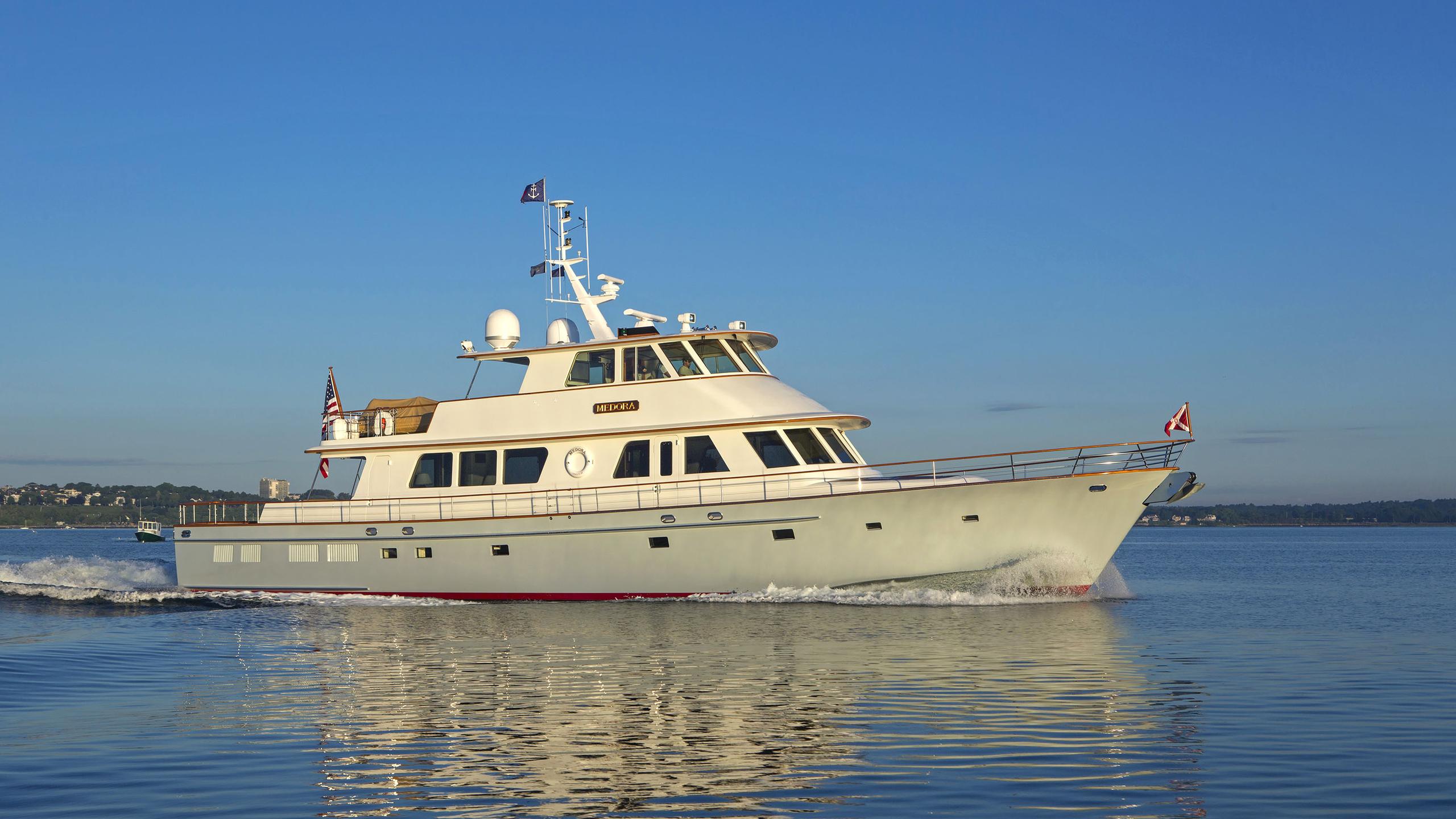 MEDORA yacht for sale (New England Bw, 29.26m, 2003) Boat International