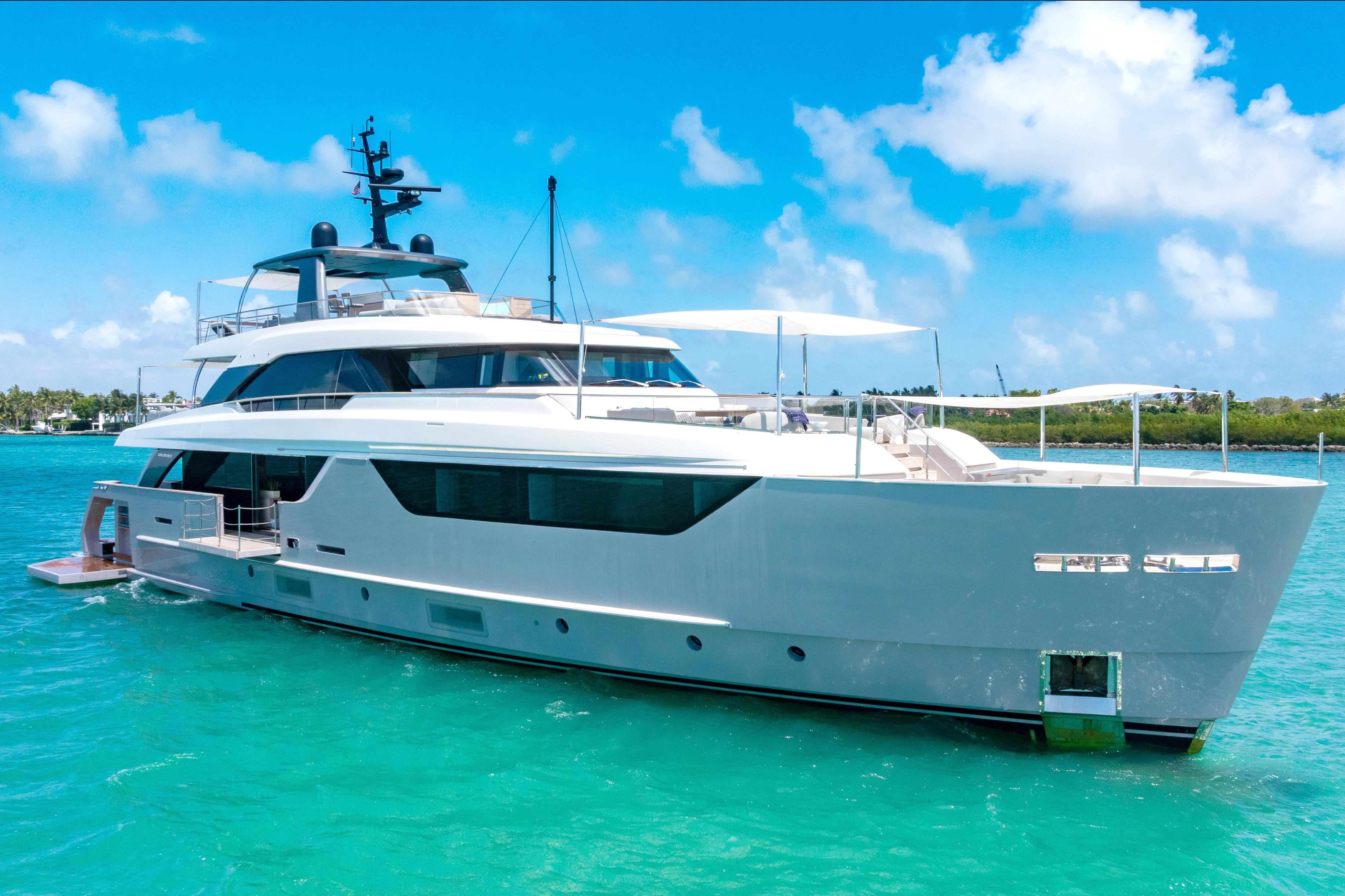 YA-SAN New Sanlorenzo SX88 Crossover motor yacht sold