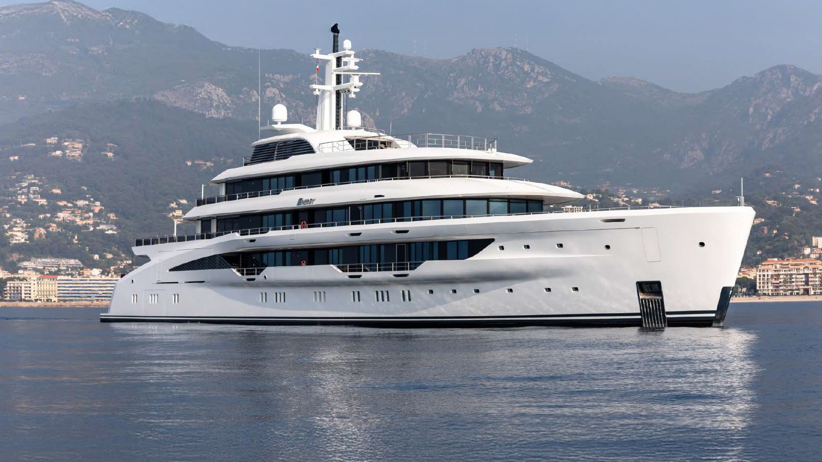 Superyacht management services — Mogul Yachts