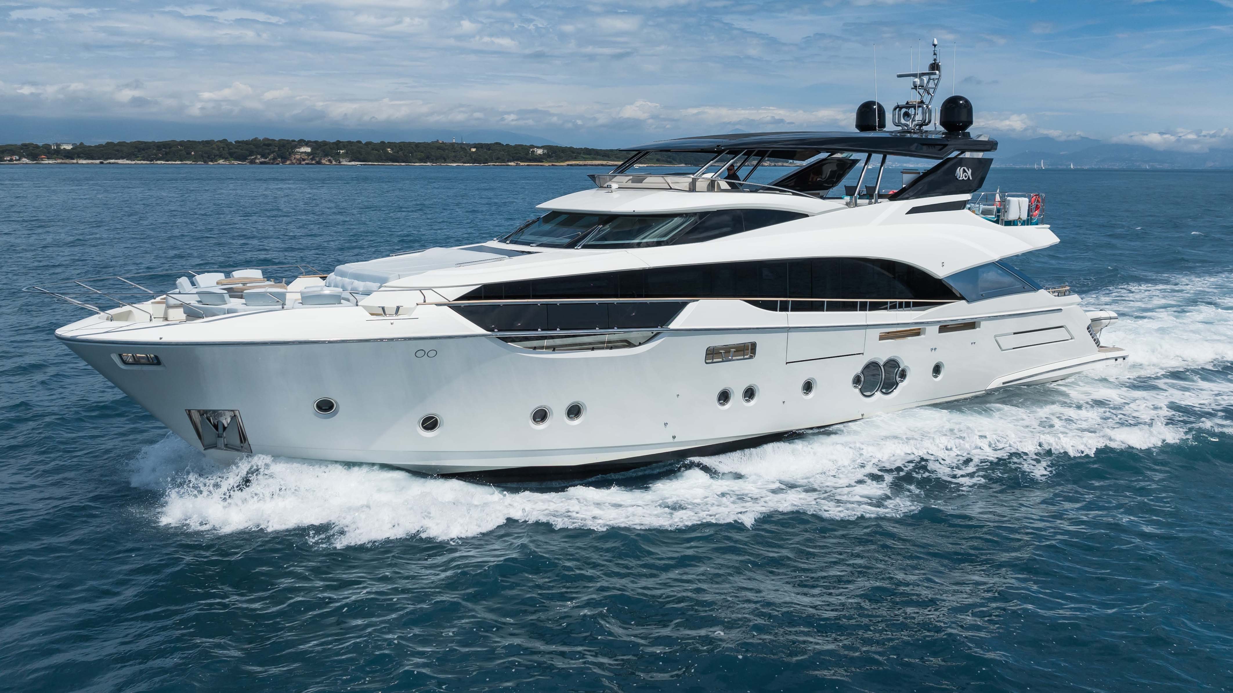 M55 yacht for charter (Yildiz Gemi, 41.18m, 2020)